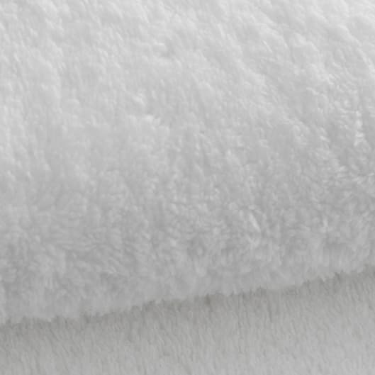 Lira Mystique Elite treatment at Esthetic Skin by M in Skokie, IL